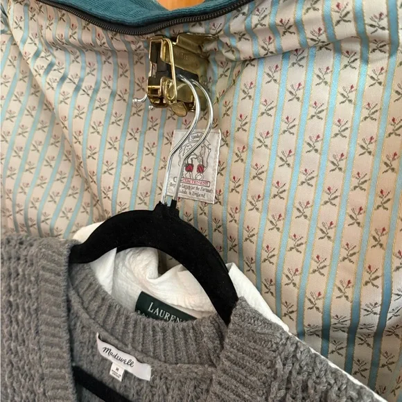 Luxury Bespoke Bernadette Rabbit Tapestry Lined Travel Garment Bag, like new - Picture 10 of 16